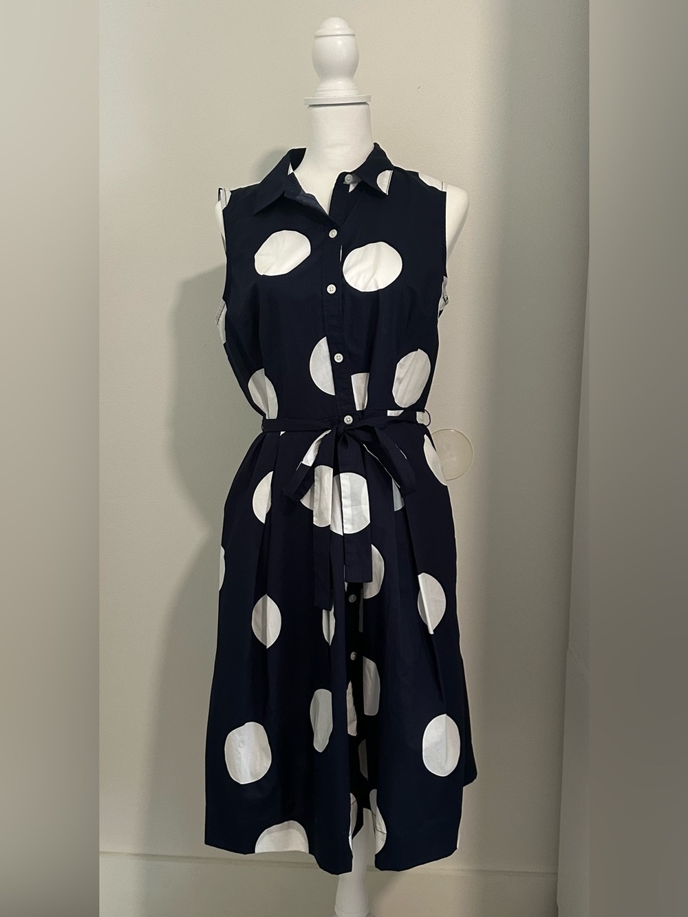 NWT Talbots Navy and White Sleeveless Polka Dot Midi Shirtdress